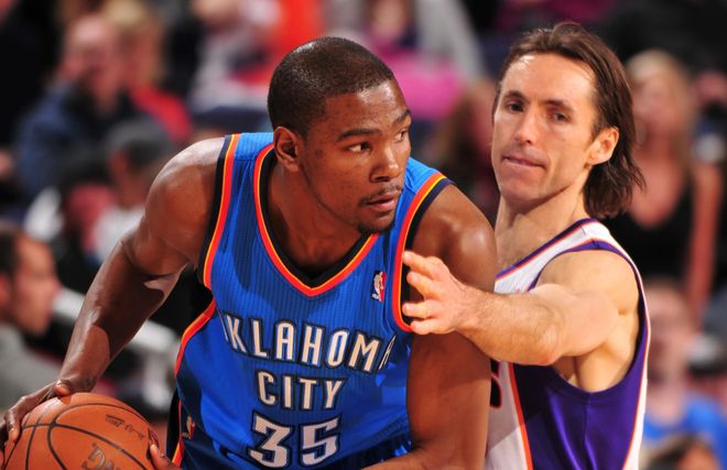 詹姆斯并肩 詹姆斯并肩