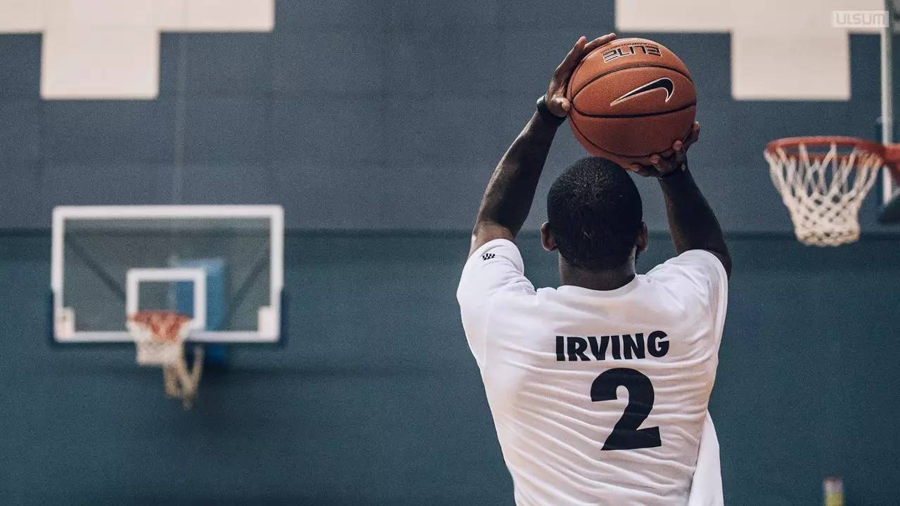 也让我们深 也让我们深