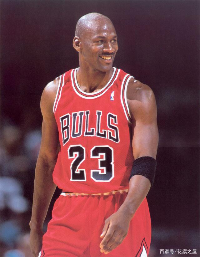 阵容往往比 阵容往往比