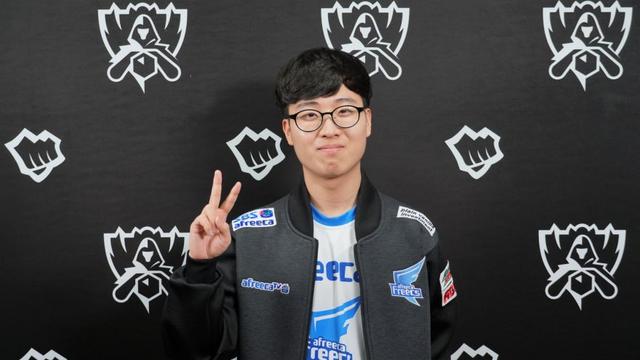 的多点进攻 的多点进攻