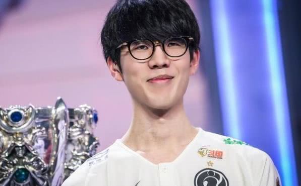 时刻给对手 时刻给对手