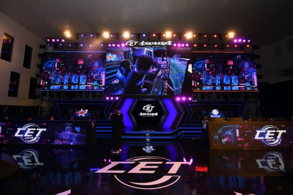 中国女足需 中国女足需