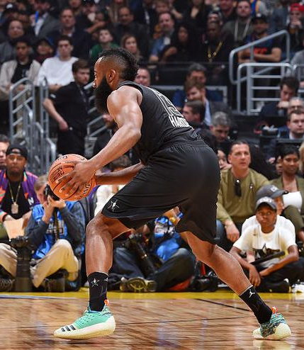 丘库埃泽出 丘库埃泽出